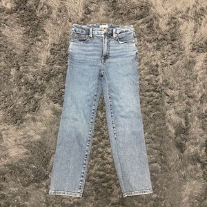 Good American everyday casual Light Blue slim Straight Leg ankle Jeans size 26